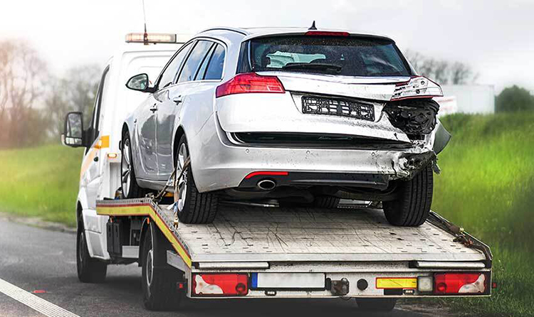 Kazalı Araç Çekici