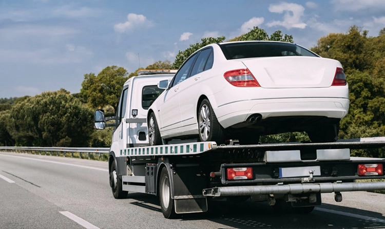 Lüks ve Spor Araçlar Neden Özel Çekici Gerektirir?